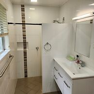 Atherton Hinterland Motel
