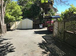 Baywick Inn