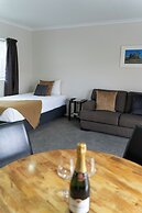 Pacific Coast Motor Lodge