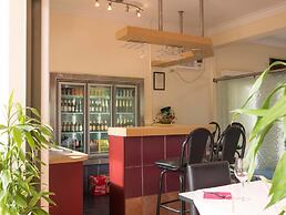 Oxley Motor Inn