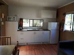 Zeehan Bush Camp