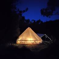 Zeehan Bush Camp