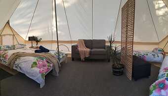 Zeehan Bush Camp