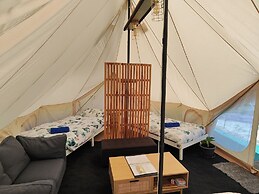 Zeehan Bush Camp