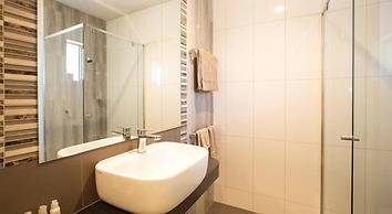 Euston Club Motel