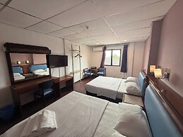 Anika Inn Kluang