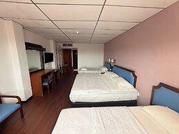 Anika Inn Kluang