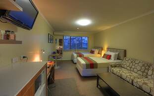 Tropixx Motel & Restaurant