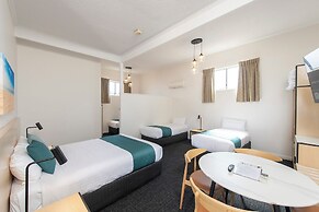 Glenelg Motel
