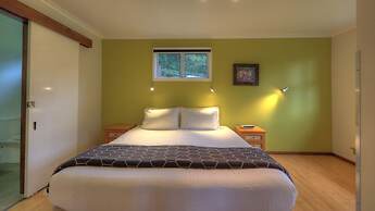 Hideaway Retreat