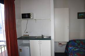 Linwood Lodge Motel