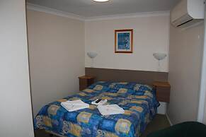 Linwood Lodge Motel