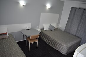 Riviana Motel
