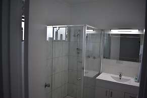 Riviana Motel