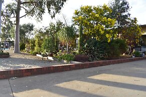 Riviana Motel