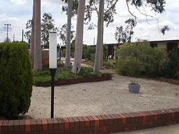 Riviana Motel