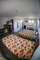 A & A Motel