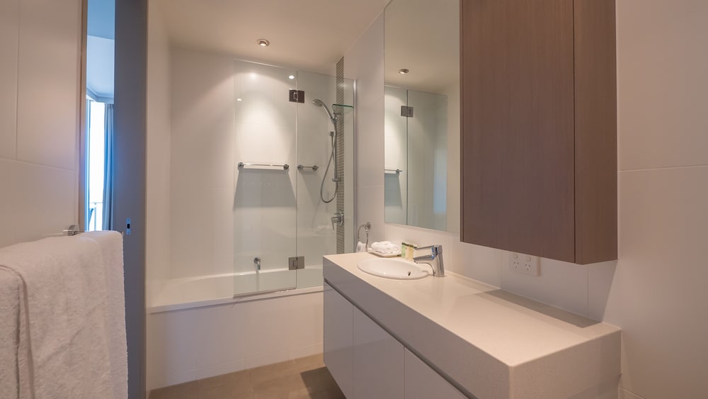 White Shells Luxury Apartments