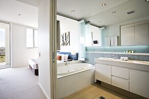 White Shells Luxury Apartments