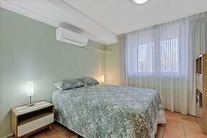 Elouera Tower Beachfront Apartments
