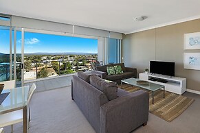 Silvershore Apartments on the Broadwater