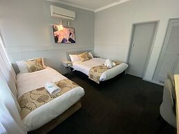 Charlton Motel - Victoria