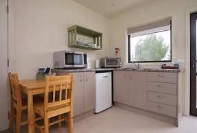 Longbourne Lodge