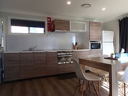 Dungowan Waterfront Apartments