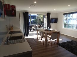 Dungowan Waterfront Apartments