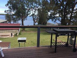 Dungowan Waterfront Apartments