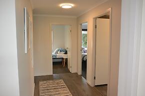 Dungowan Waterfront Apartments