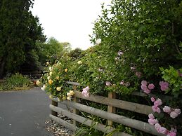 Bluebell Lodge And Cottage
