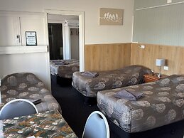 Blue Lake Motel