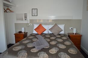 Blue Lake Motel