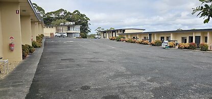 Blue Lake Motel