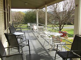 Garden Motor Inn