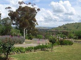 Garden Motor Inn