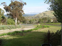 Garden Motor Inn