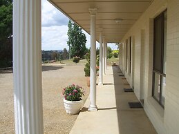 Garden Motor Inn