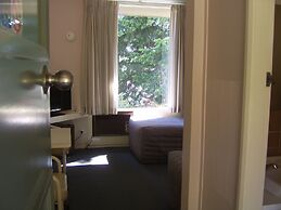 Garden Motor Inn