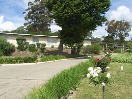 Garden Motor Inn