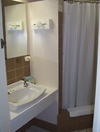 Garden Motor Inn