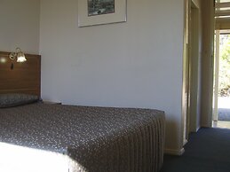 Garden Motor Inn
