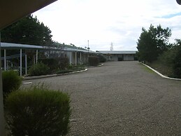 Garden Motor Inn