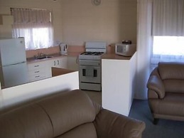 Black Swan Motor Inn
