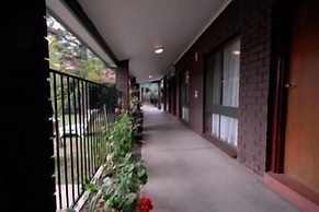 Pavlos Motel