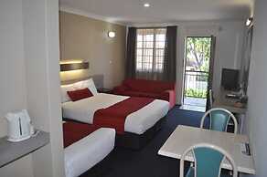 In Town Motor Inn