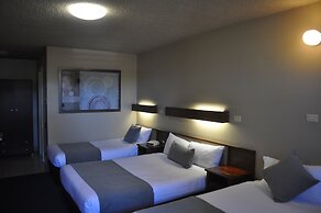 In Town Motor Inn