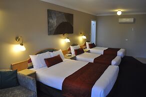 In Town Motor Inn