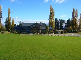 Golf Course Road Chalets